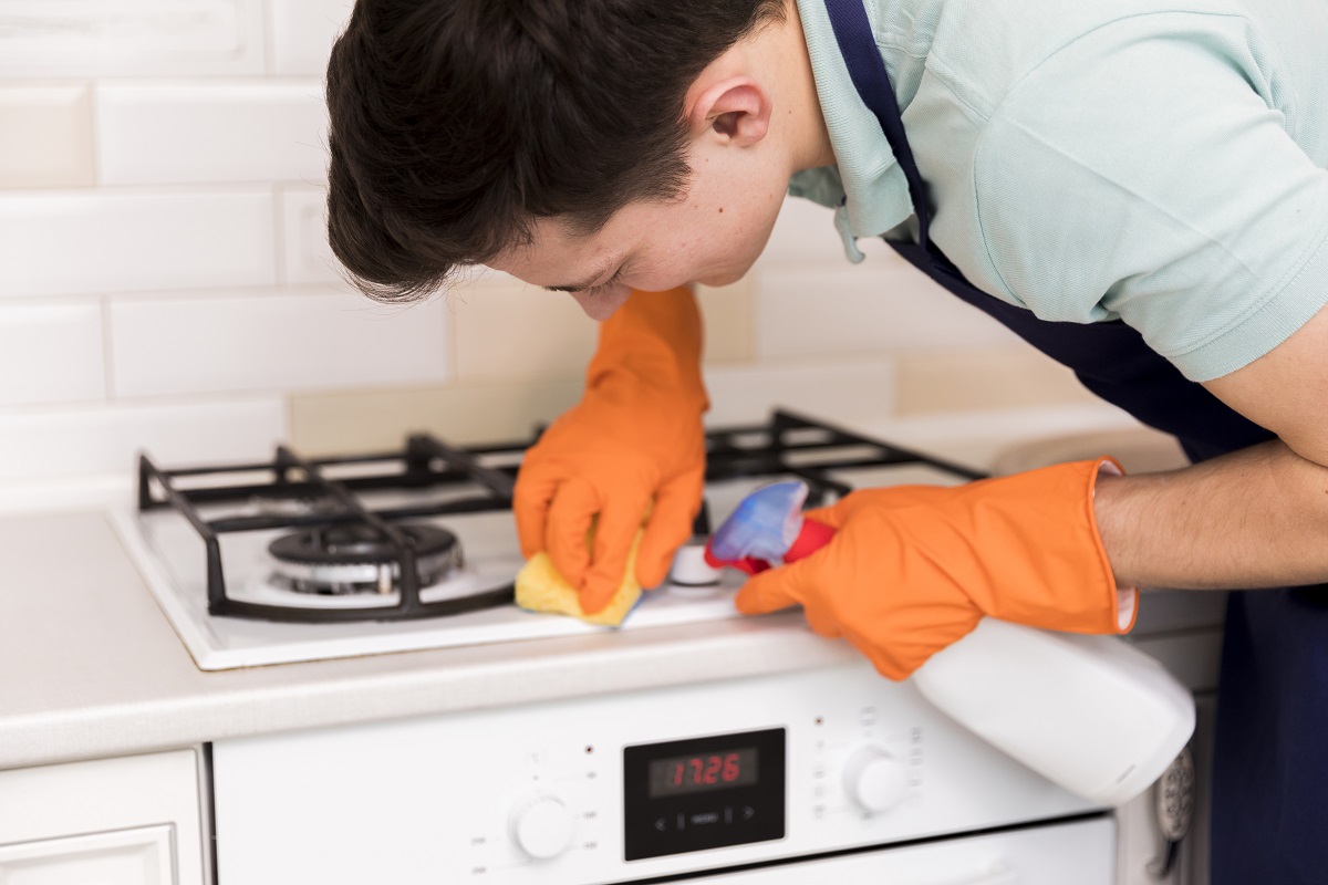 tẩy dầu mỡ nhà bếp